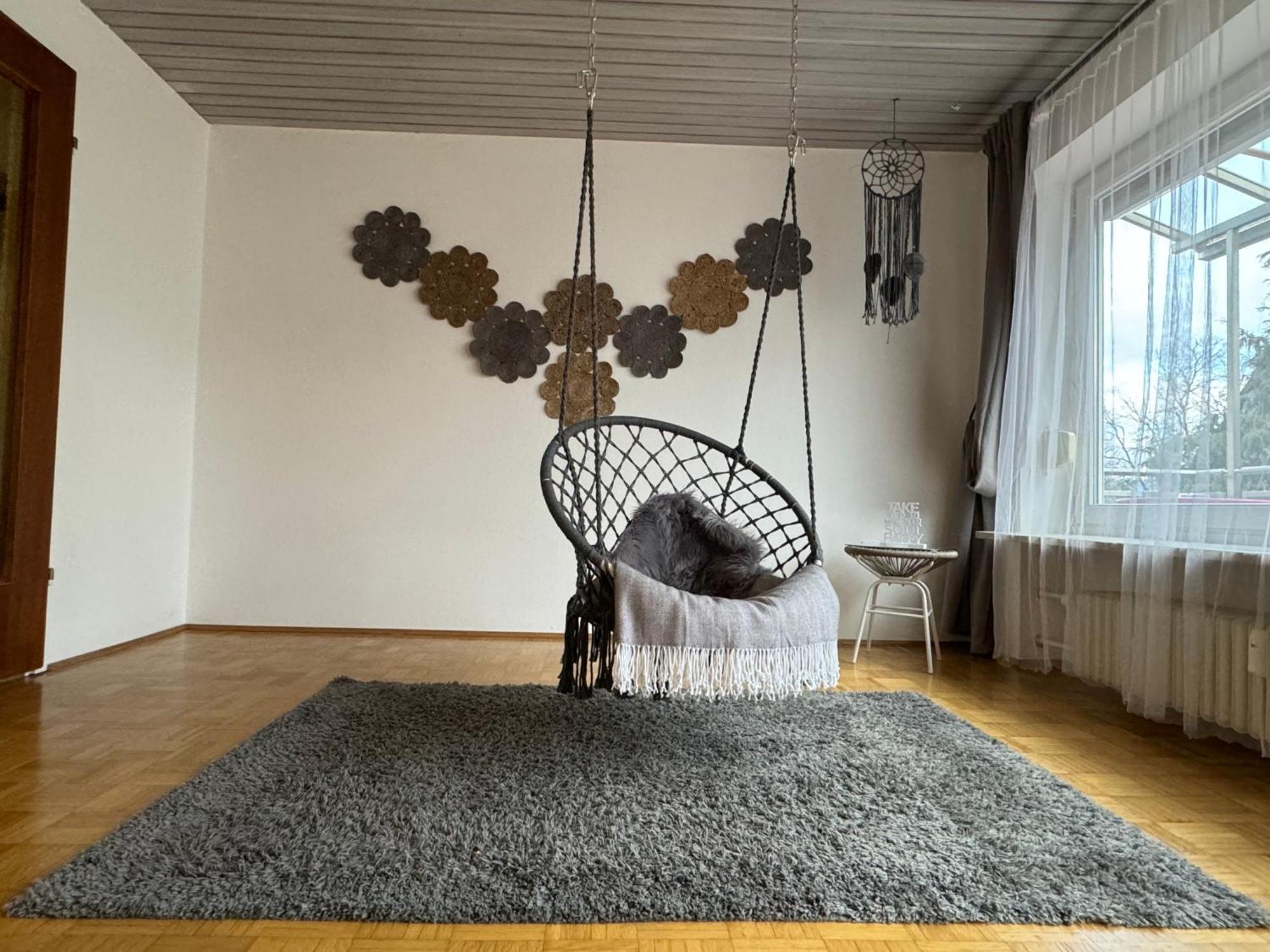 Fewo Boho 110 Qm Mit Bergblick 3 Min Bahnhof Laufen Exterior foto