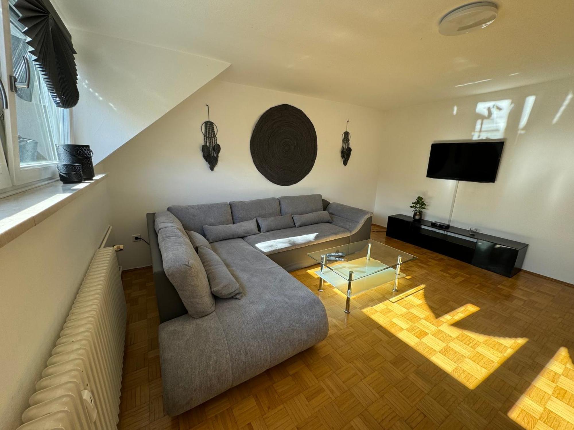 Fewo Boho 110 Qm Mit Bergblick 3 Min Bahnhof Laufen Exterior foto