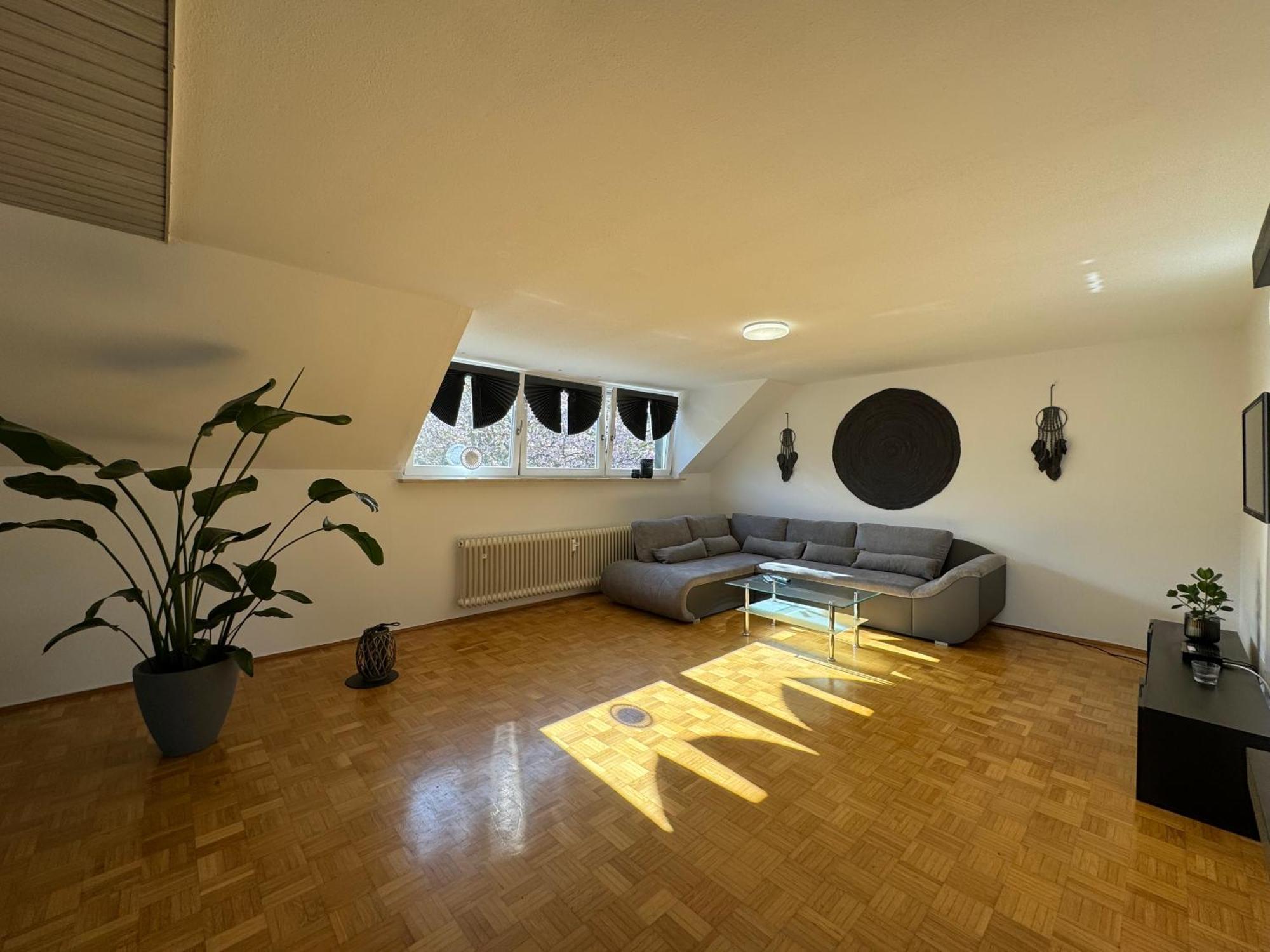 Fewo Boho 110 Qm Mit Bergblick 3 Min Bahnhof Laufen Exterior foto
