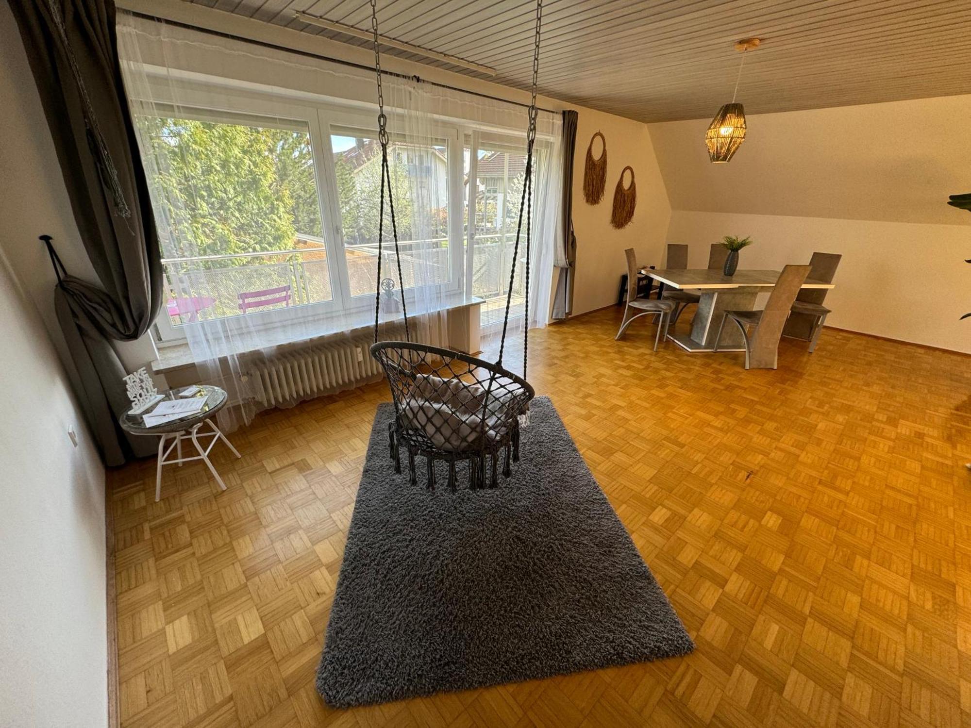 Fewo Boho 110 Qm Mit Bergblick 3 Min Bahnhof Laufen Exterior foto